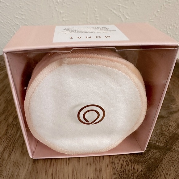 Monat Swept Away Reusable Cleansing Pads - Picture 1 of 2